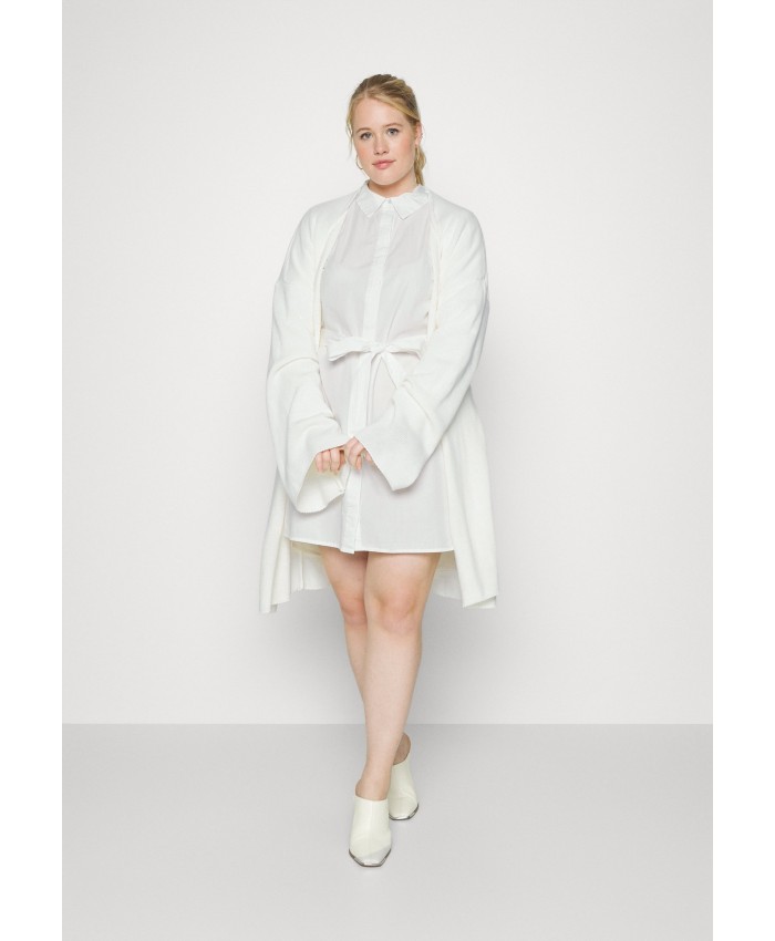 Ladies Skirt Series Shirt Dresses | VILA CURVE VITYLLA BELT SHIRT DRESS - Shirt dress - cloud dancer/off-white V0H21C00J-A11
