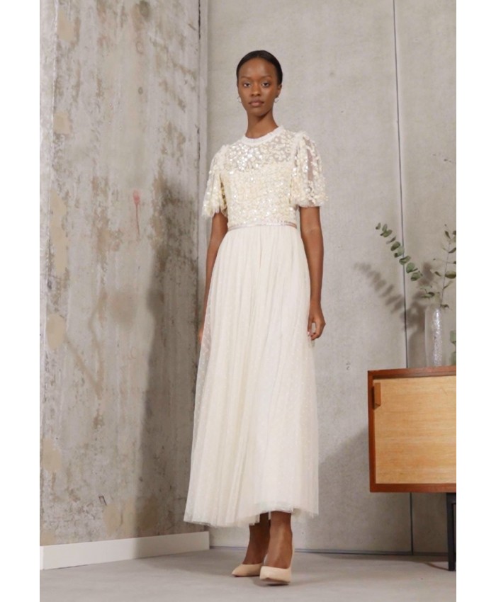 Ladies Skirt Series Occasion Dresses | Needle & Thread AMALIE SHORT SLEEVE BODICE ROUND NECK MIDI GOWN - Occasion wear - champagne/off-white NT521C0G9-A11