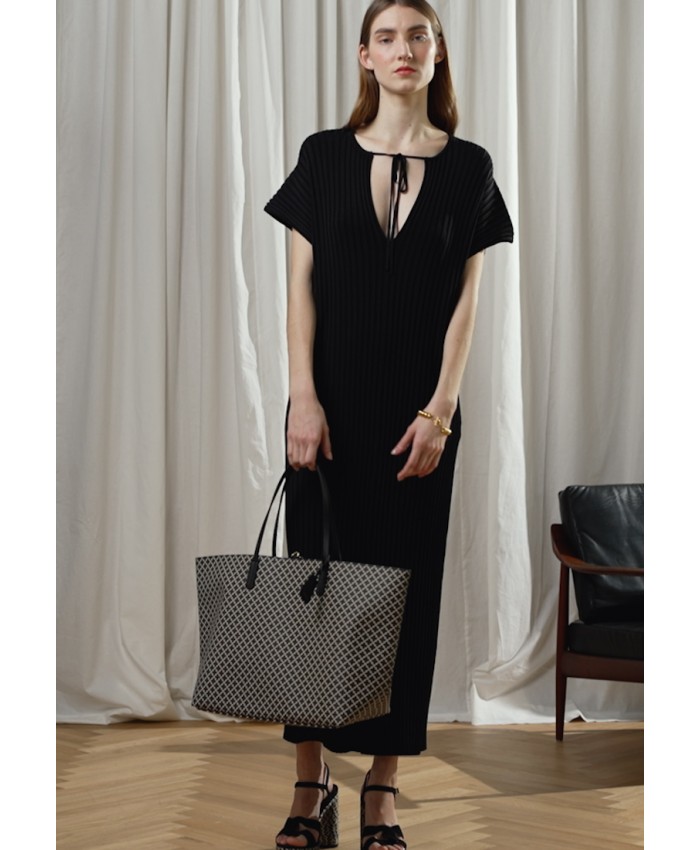 Ladies Skirt Series Knitted Dresses | By Malene Birger SELANE - Jumper dress - black BY121C09S-Q11
