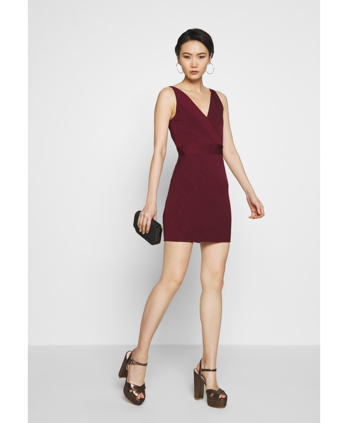 Ladies Skirt Series Knitted Dresses | Hervé Léger ICON STRAP DRESS - Shift dress - dark red HL421C03J-G11